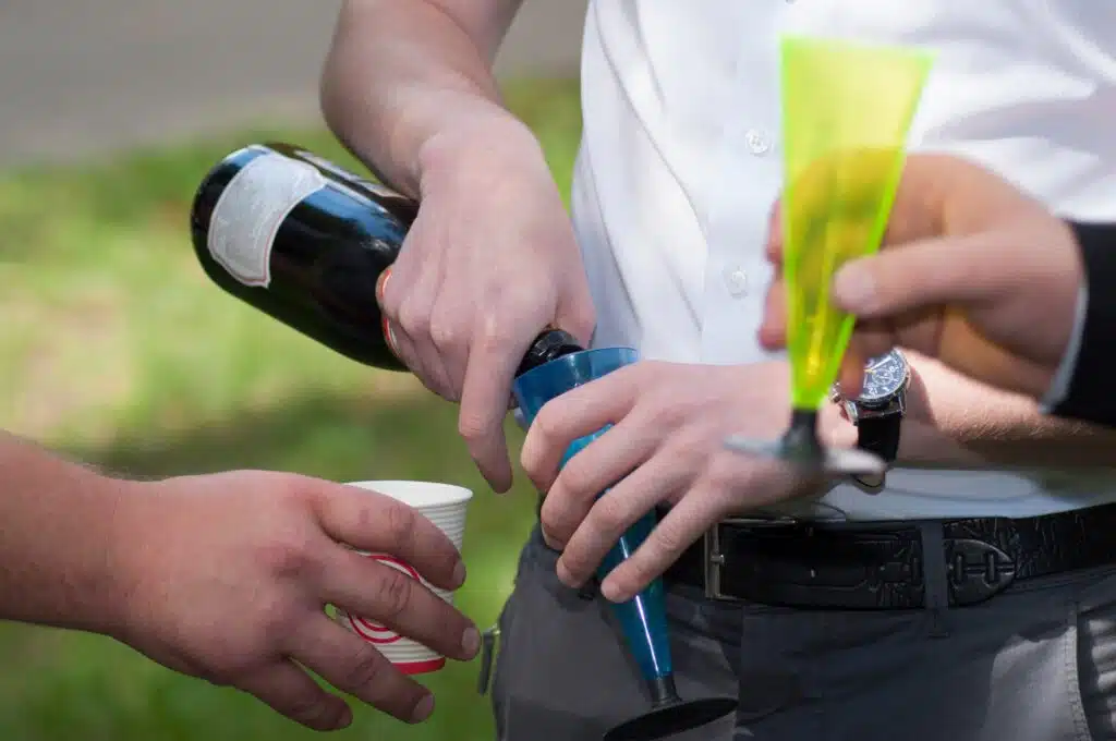 13 symptomer på alkoholisme - er du eller noen du kjenner alkoholiker?